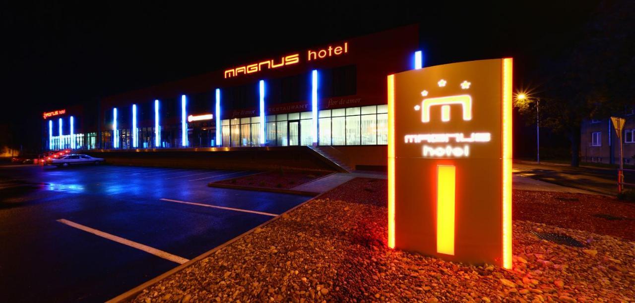 Hotel Magnus Trenčín Extérieur photo